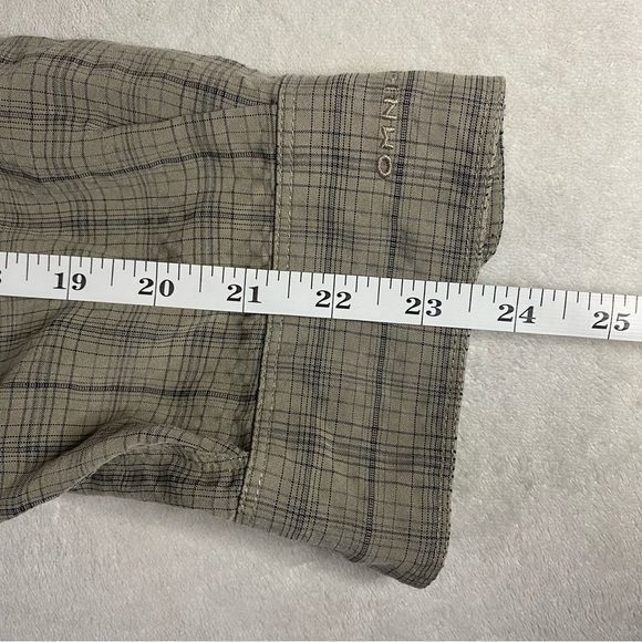 Columbia Omni-Shield Button Down Shirt Plaid Silver Buttons Zipper Pocket - Picture 9 of 9